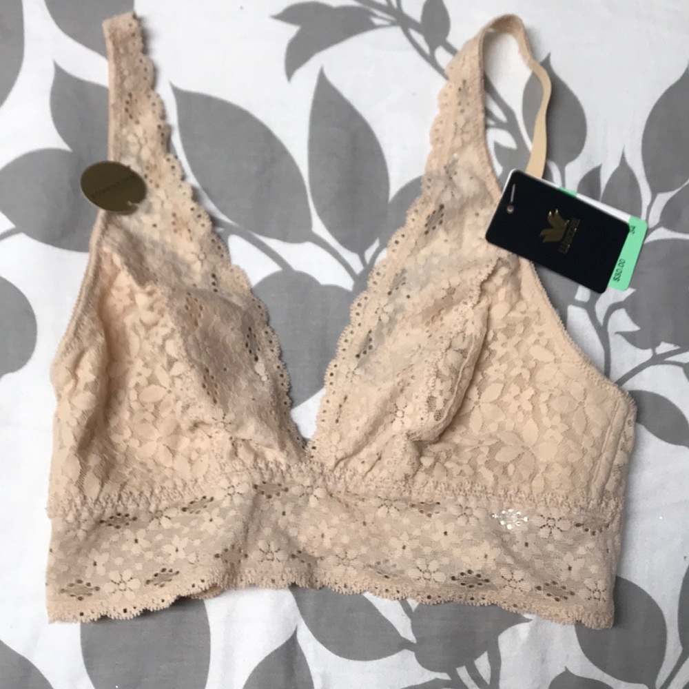 *NEW* Nude Lace Bralette. Size Small (34 Band)